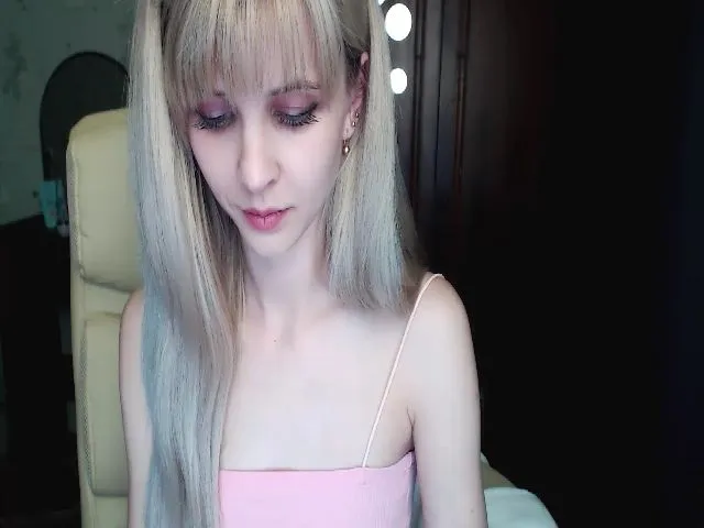 Live sex webcam photo for Radiance_sun #273331008