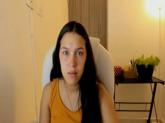 Live sex webcam photo for Rainbowmila #273873340