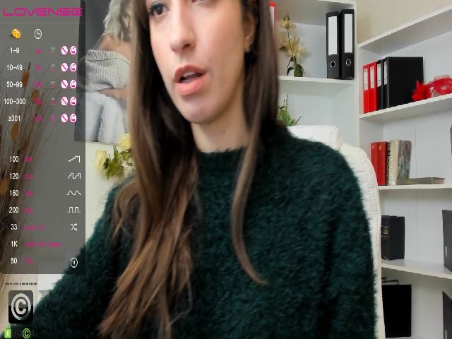 Live sex webcam photo for Raisawest #272199780