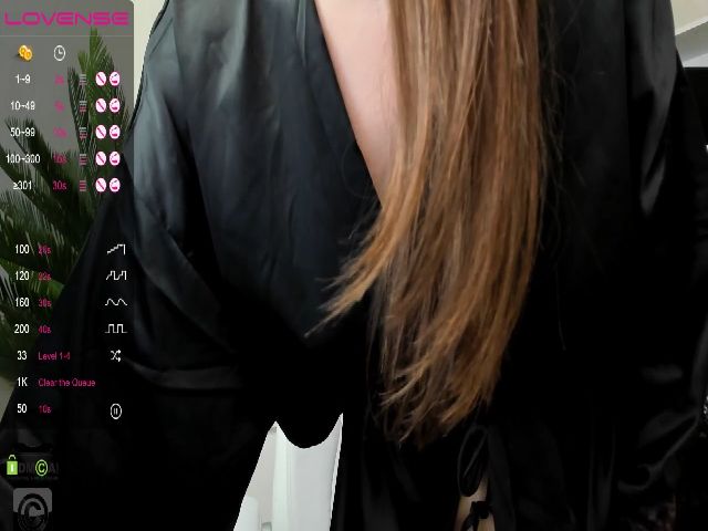 Live sex webcam photo for Raisawest #272696683