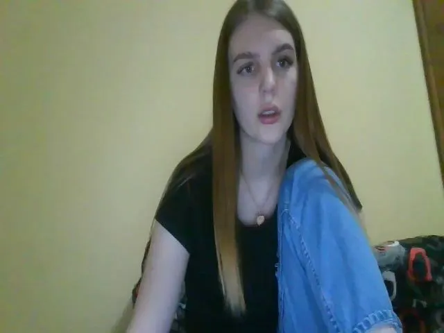 Live sex webcam photo for RallyDeim #273275156