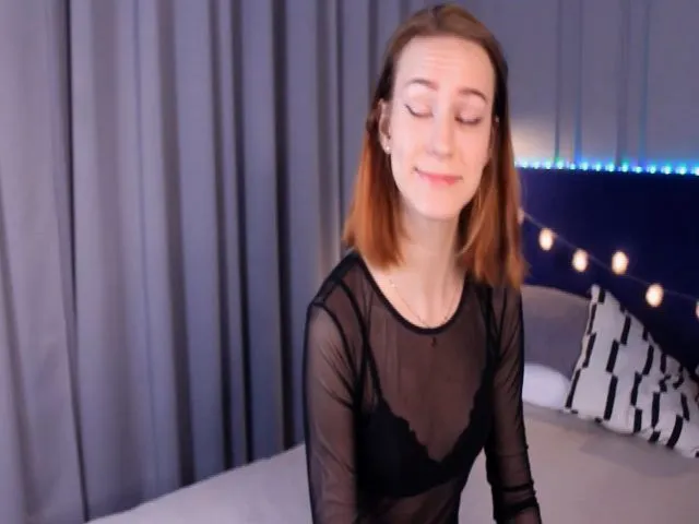 Live sex webcam photo for RamonaK #272367960
