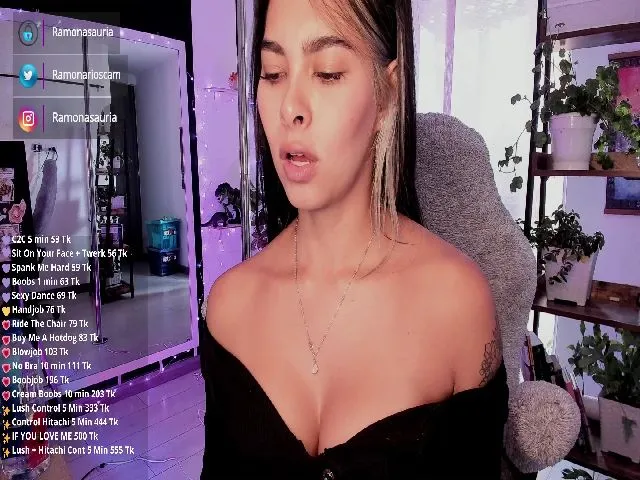 Live sex webcam photo for Ramonarios #271724718