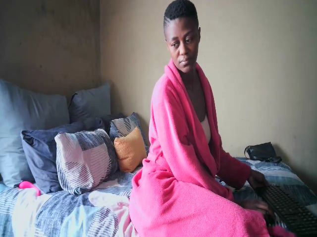 Live sex webcam photo for Rangerbootyy #274030521