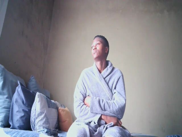 Live sex webcam photo for Rangerbootyy #274256799