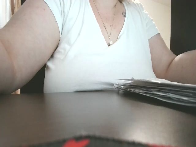 Live sex webcam photo for Rannia235 #272696080