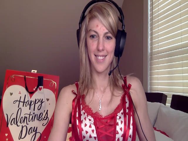 Live sex webcam photo for RavenRubyRose #272296639