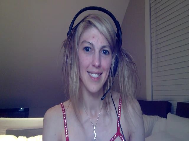 Live sex webcam photo for RavenRubyRose #272302621