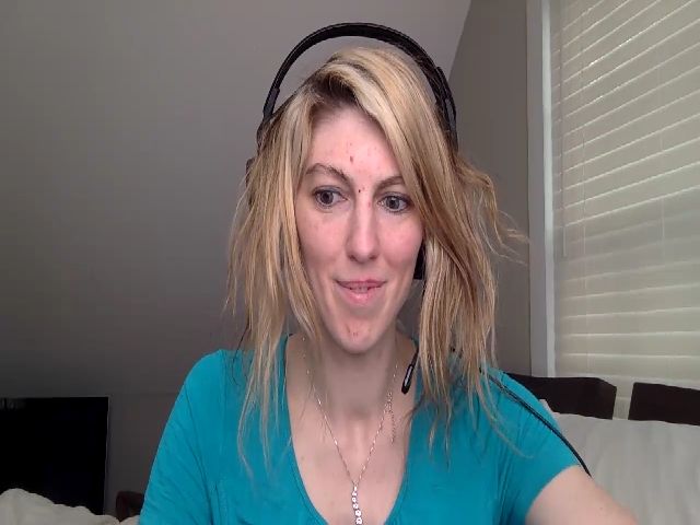 Live sex webcam photo for RavenRubyRose #272841997