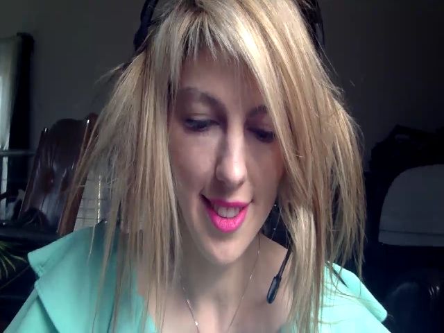 Live sex webcam photo for RavenRubyRose #272880455