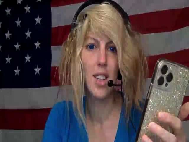 Live sex webcam photo for RavenRubyRose #273803848