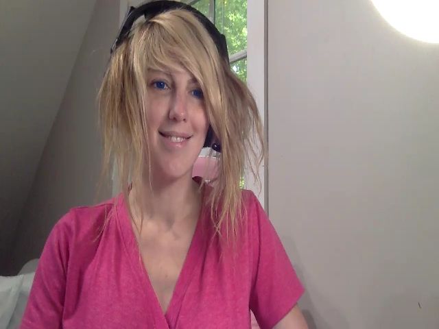 Live sex webcam photo for RavenRubyRose #274068154