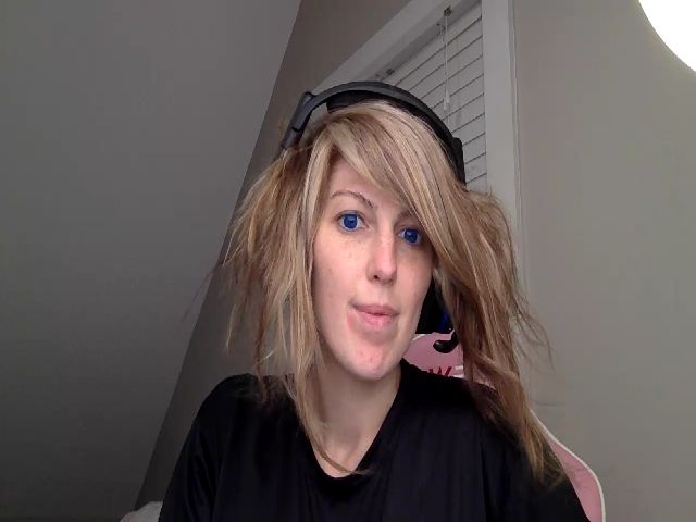 Live sex webcam photo for RavenRubyRose #274249211