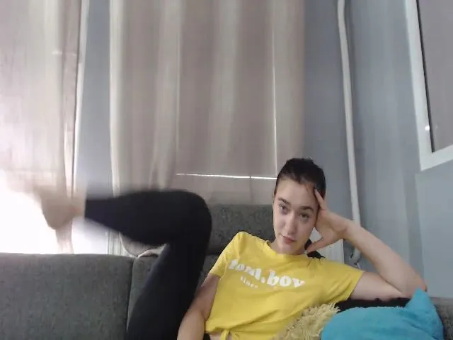 Live sex webcam photo for Ravenwithyou #274309531