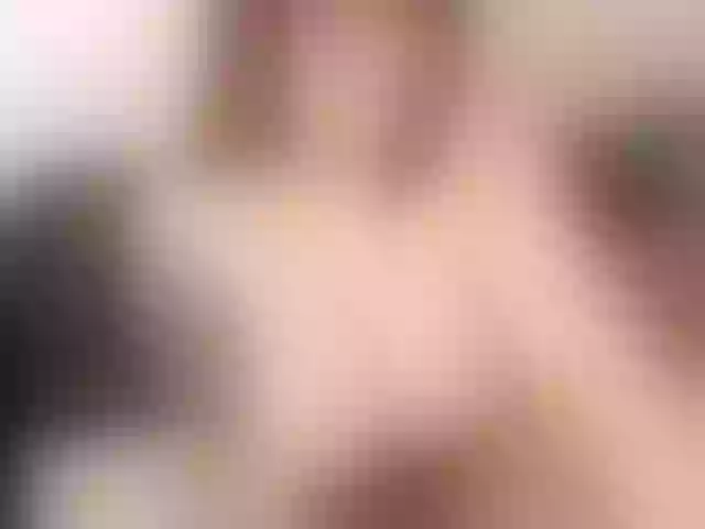 Live sex webcam photo for RaylleneRay #272495477