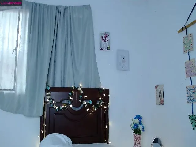 Live sex webcam photo for Rayza_Zahir #273710483