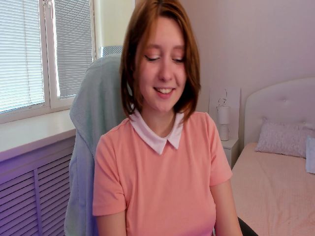 Live sex webcam photo for ReNessy_ #273209191