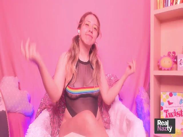Live sex webcam photo for Realnazty #272935272