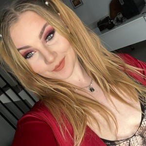 Live sex webcam photo for RebeccaEVE #278200378