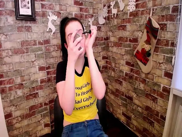 Live sex webcam photo for RebekaJo #271952663