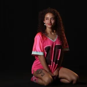 Live sex webcam photo for RedBarbiedoll #278245893