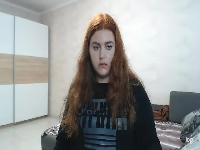 Live sex webcam photo for RedBestie #275399855