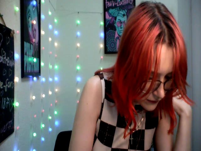 Live sex webcam photo for Red_Ada #274353750