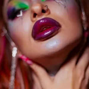 Live sex webcam photo for Red_Ange1 #284494055