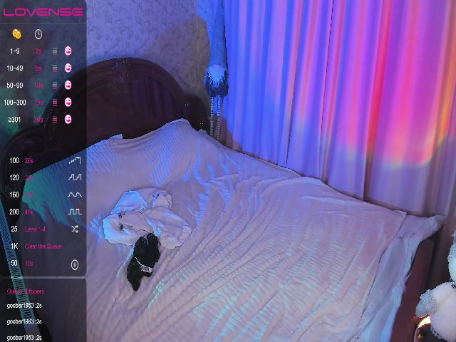 Live sex webcam photo for Red_Canary #271877202