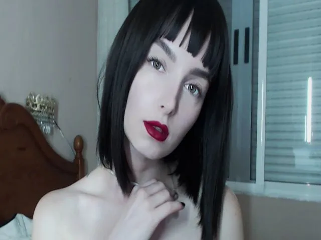 Live sex webcam photo for Red_Lips_Girl #273224072