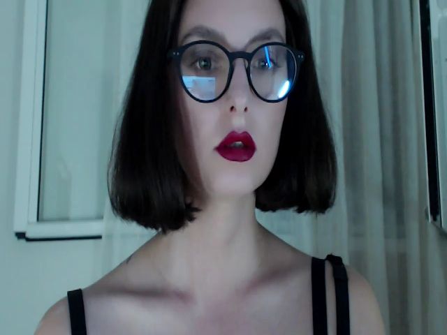 Live sex webcam photo for Red_Lips_Girl #273745954