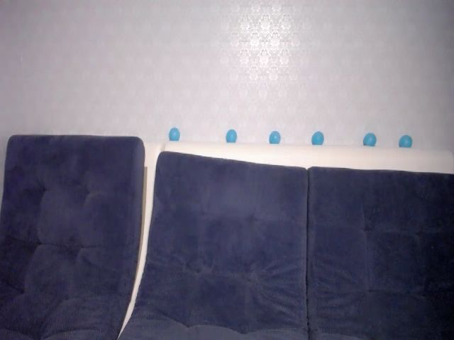 Live sex webcam photo for ReddFoxess #272348356