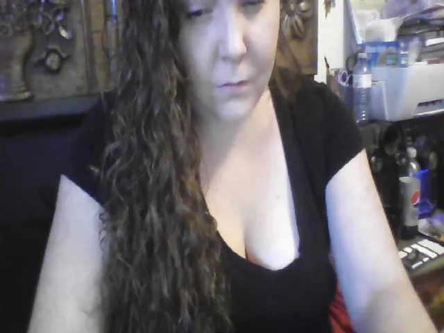 Live sex webcam photo for Redheadlove1_ #271888352