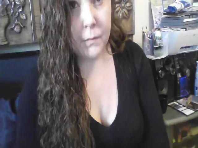 Live sex webcam photo for Redheadlove1_ #272025574