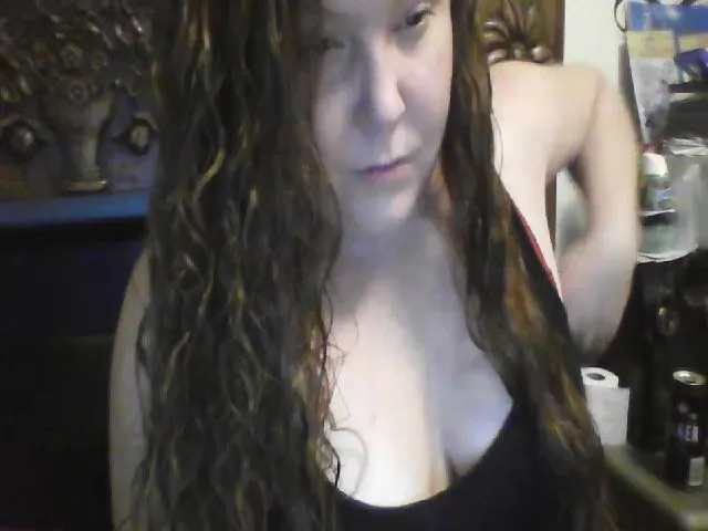 Live sex webcam photo for Redheadlove1_ #272049509