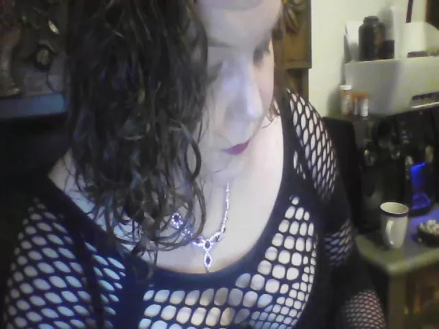 Live sex webcam photo for Redheadlove1_ #272495127