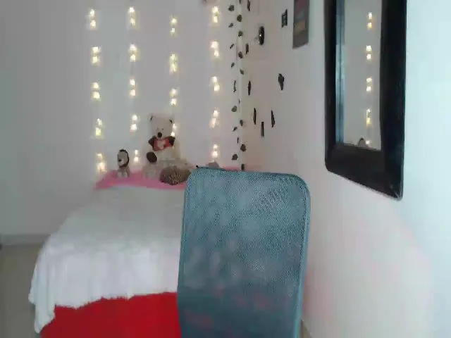 Live sex webcam photo for ReedSammy #272931807