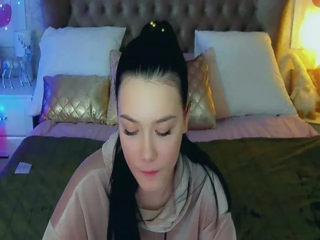 Live sex webcam photo for ReginaVin #271773501