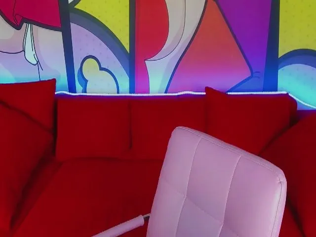 Live sex webcam photo for ReginaVin #272438092