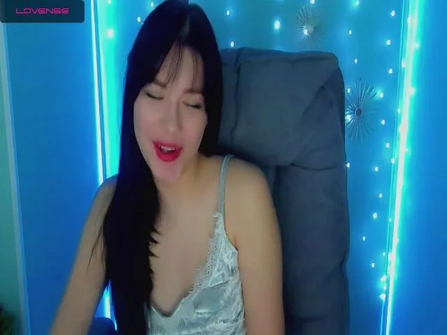 Live sex webcam photo for ReginaVin #272447907