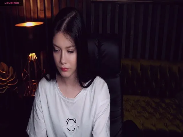 Live sex webcam photo for ReginaVin #273272097