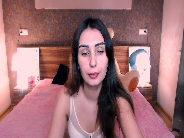 Live sex webcam photo for Reina_Kapri #272488191