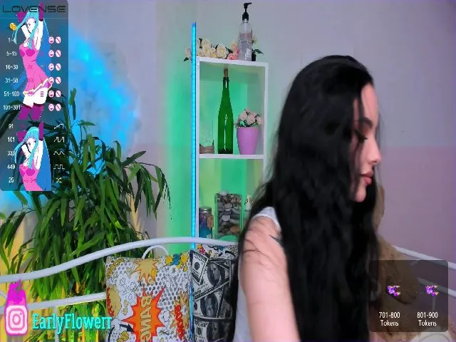 Live sex webcam photo for RememberShe #272876983