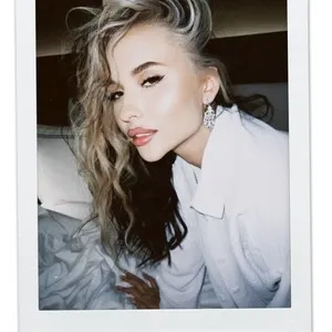 Live sex webcam photo for RememberShe #278201997