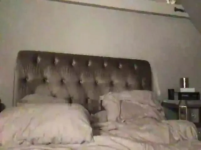 Live sex webcam photo for Remielle #273341812
