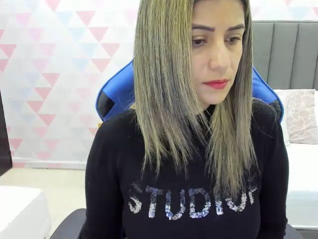 Live sex webcam photo for Renata_t_ #273213039