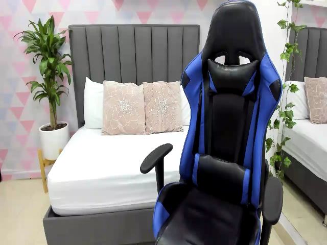 Live sex webcam photo for Renata_t_ #274033072