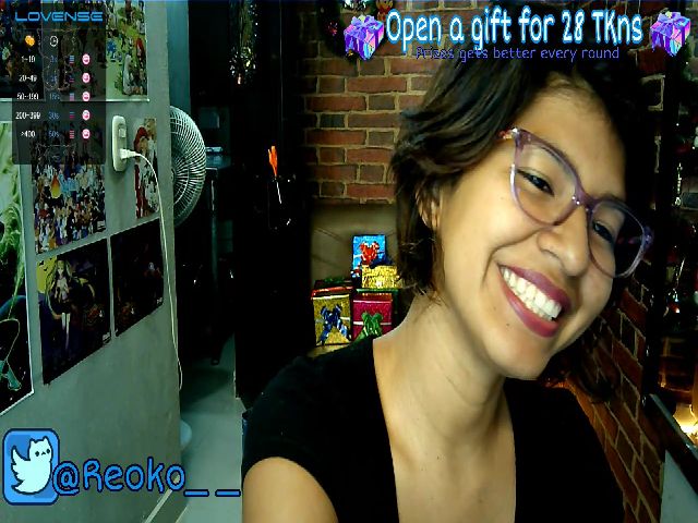 Live sex webcam photo for Reoko_ #271702262