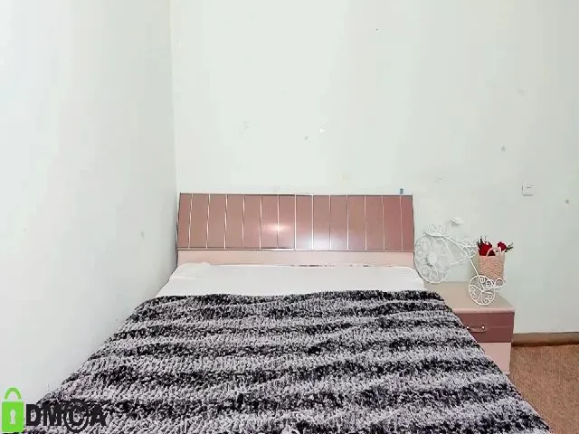 Live sex webcam photo for RereDevi #272517358