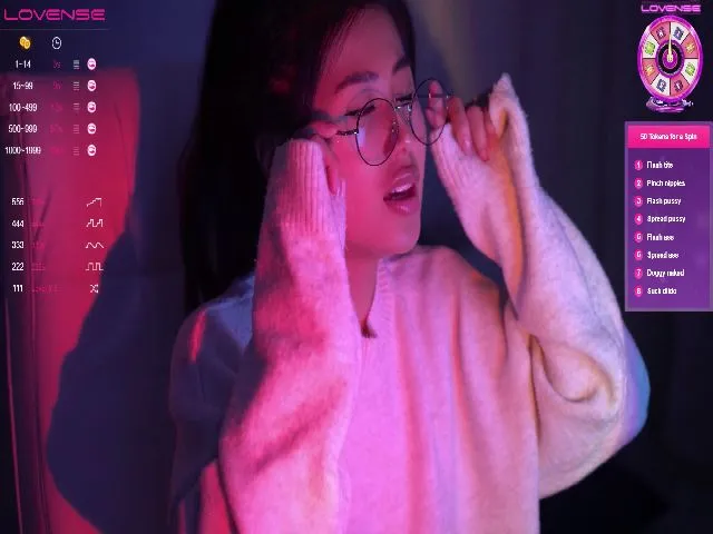 Live sex webcam photo for RikaLoves #272169886